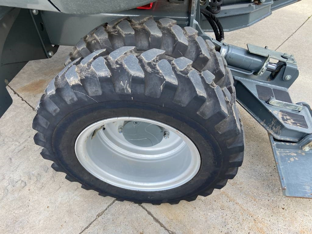Wacker Neuson EW 100 - حفارة على عجلات: صور 5 Wacker Neuson EW 100 - حفارة على عجلات: صور 5