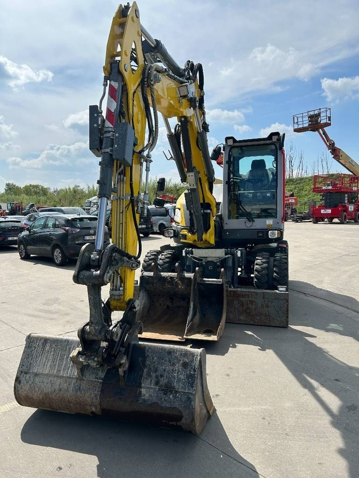 Wacker Neuson EW 100 - حفارة على عجلات: صور 2 Wacker Neuson EW 100 - حفارة على عجلات: صور 2