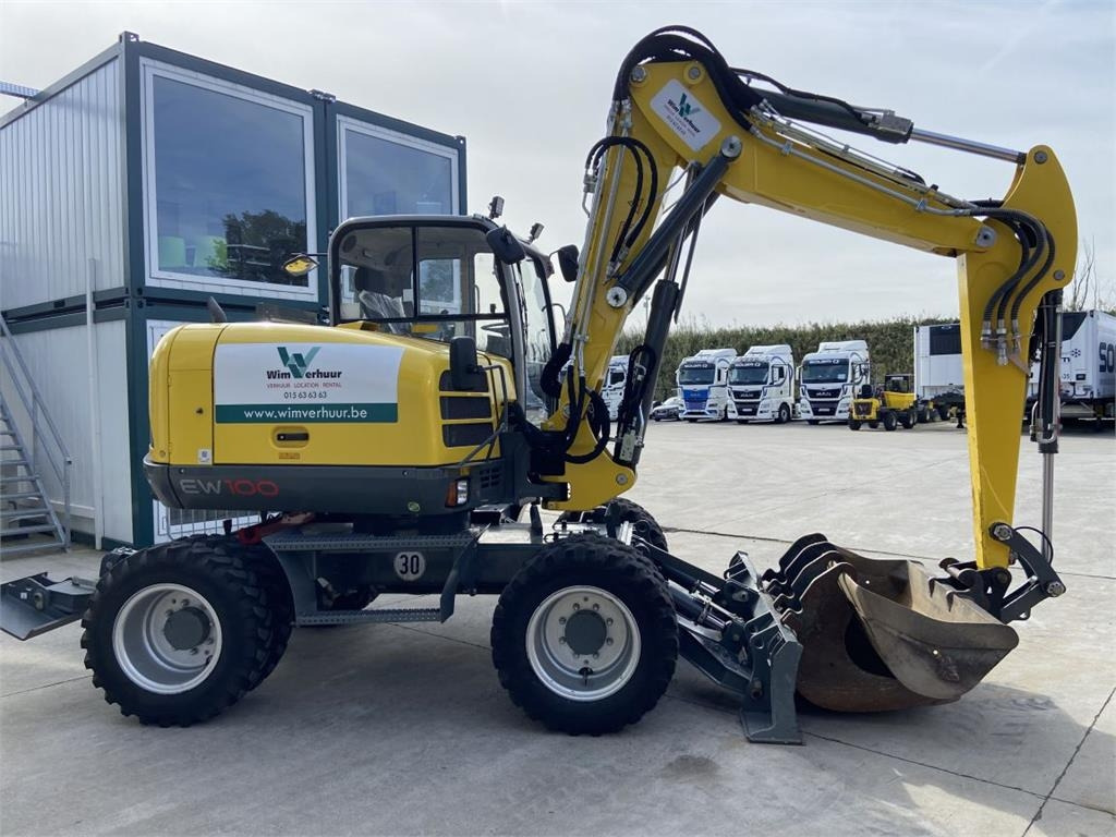 Wacker Neuson Neuson EW100 (6924) - حفارة على عجلات: صور 3 Wacker Neuson Neuson EW100 (6924) - حفارة على عجلات: صور 3