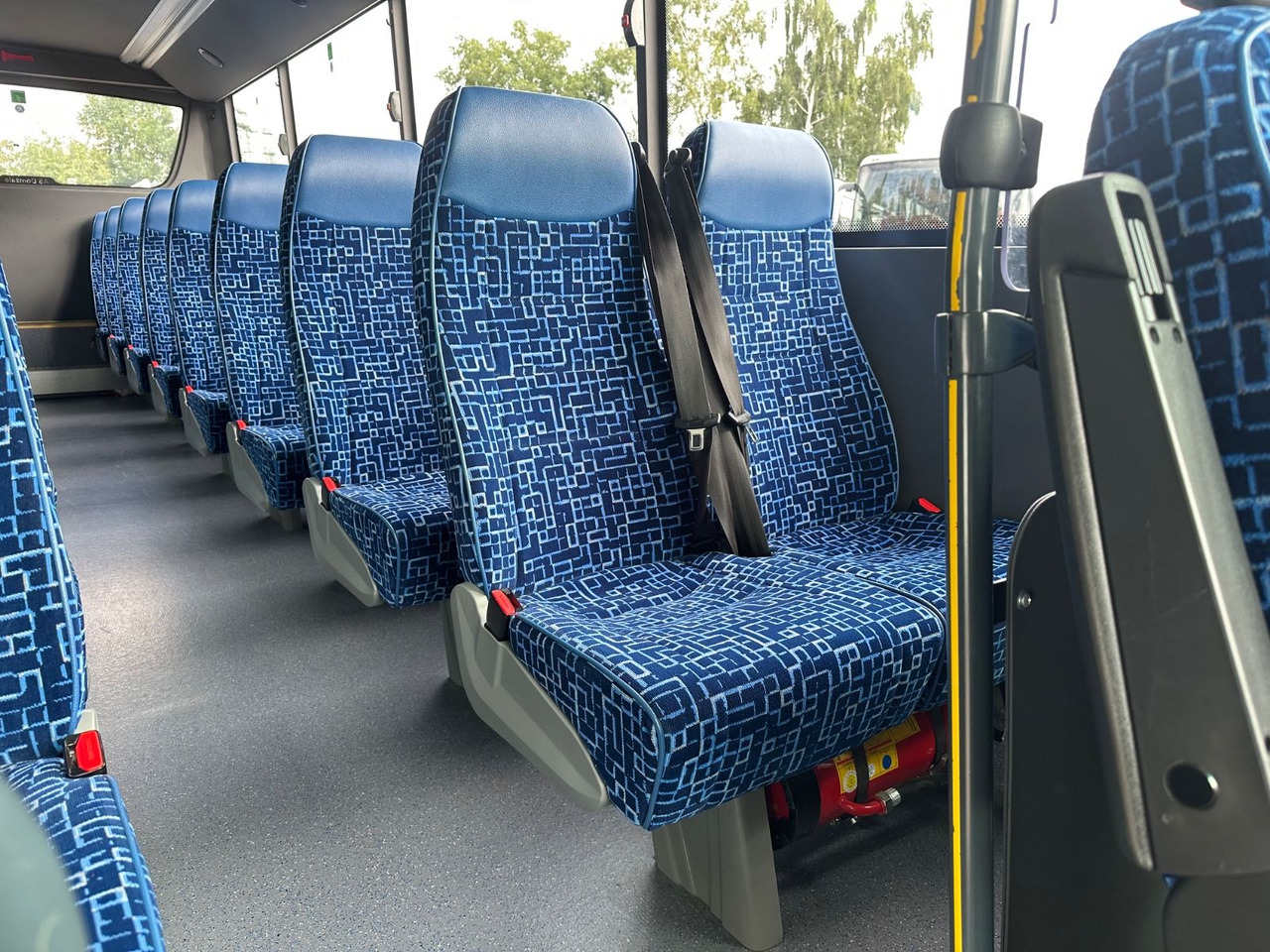 Iveco Rapido 70C18 (wenig Km*7.2t*33 Sitze) Rosero - حافلة صغيرة, ميكروباص: صور 5 Iveco Rapido 70C18 (wenig Km*7.2t*33 Sitze) Rosero - حافلة صغيرة, ميكروباص: صور 5