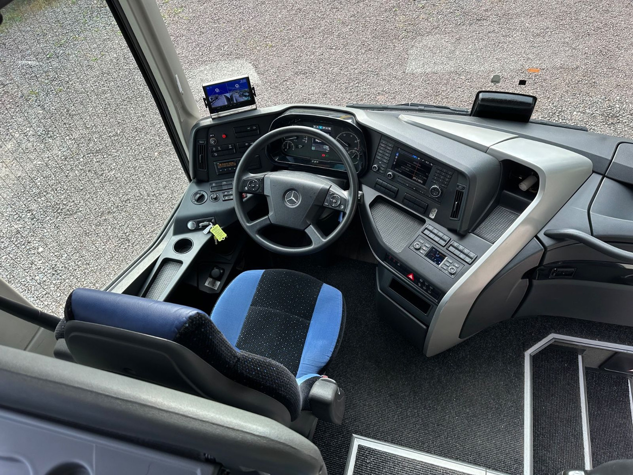 Mercedes-Benz Tourismo E 16 RHD-M/2A (wenig Km*TOP*61 Sitze) - سياحية حافلة: صور 5 Mercedes-Benz Tourismo E 16 RHD-M/2A (wenig Km*TOP*61 Sitze) - سياحية حافلة: صور 5