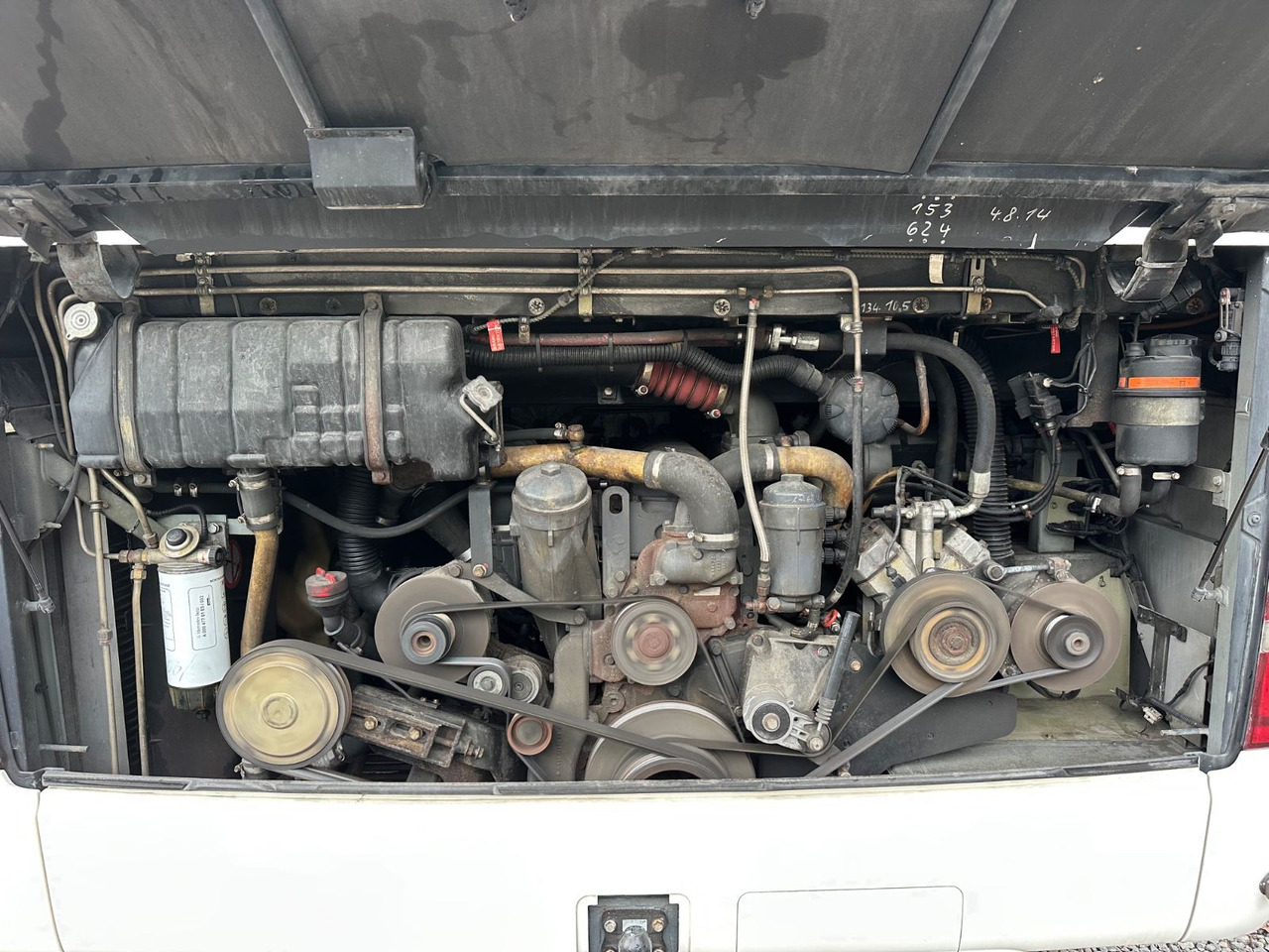 Mercedes-Benz Tourismo O350 16 RHD-M (56 Sitze*DE*TOP) - سياحية حافلة: صور 4 Mercedes-Benz Tourismo O350 16 RHD-M (56 Sitze*DE*TOP) - سياحية حافلة: صور 4