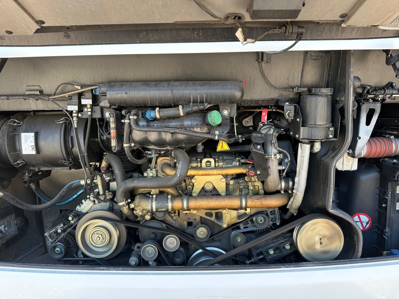 Setra S 415 LE Business  (374 tKm*TOP) - النقل الحضري: صور 4 Setra S 415 LE Business  (374 tKm*TOP) - النقل الحضري: صور 4