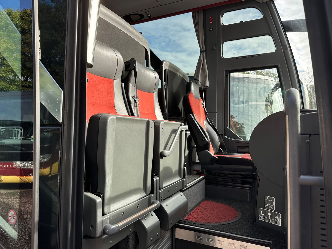 Setra S 416 HDH (V.I.P 2+1 Sitze*Panorama*TOP) - سياحية حافلة: صور 3 Setra S 416 HDH (V.I.P 2+1 Sitze*Panorama*TOP) - سياحية حافلة: صور 3
