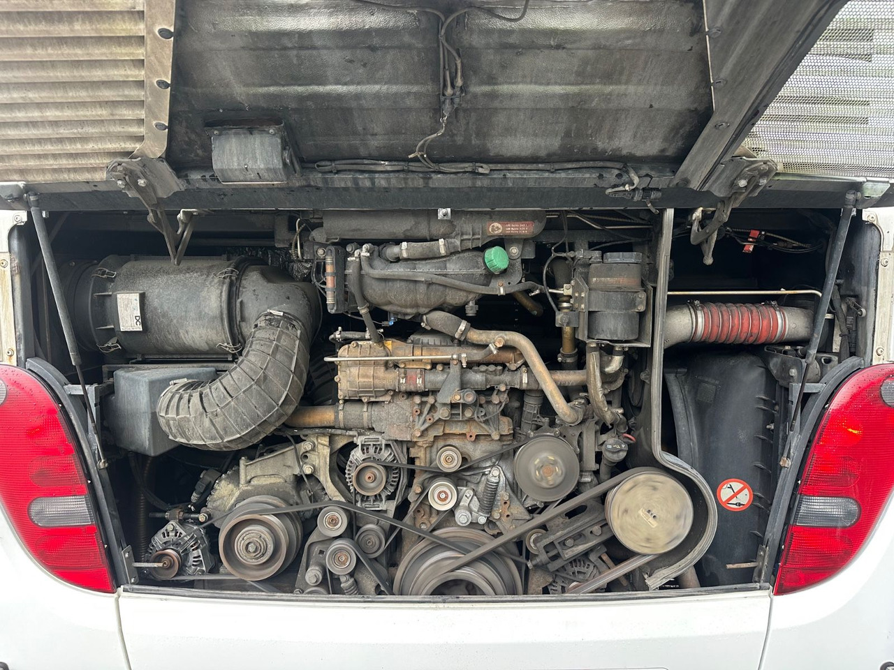 Setra S 431 DT (81 Sitze*TOP) - حافلة ذات طابقين: صور 4 Setra S 431 DT (81 Sitze*TOP) - حافلة ذات طابقين: صور 4