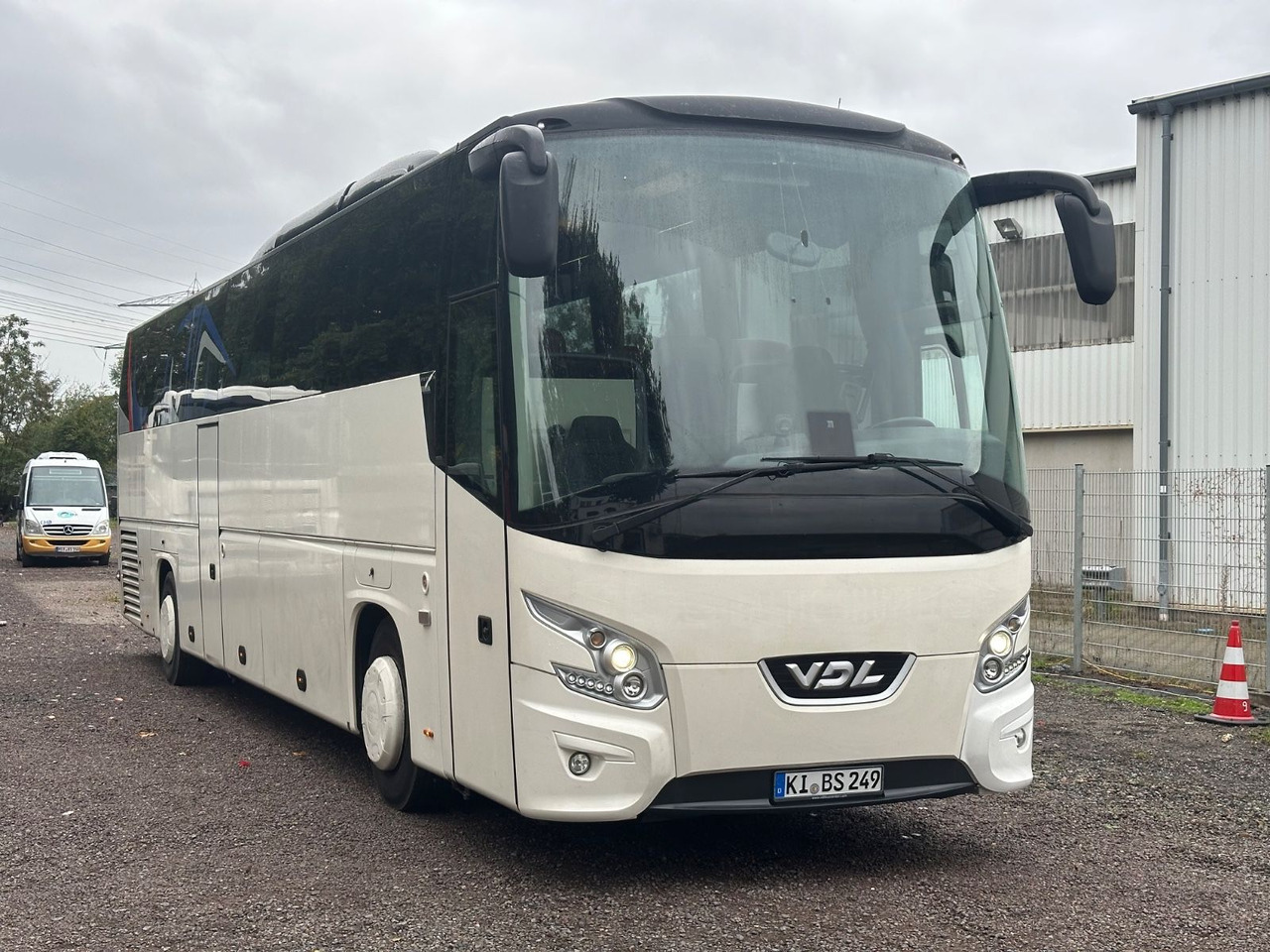 VDL Futura FHD 2-129 (Tourismo M*516 HD) - سياحية حافلة: صور 1 VDL Futura FHD 2-129 (Tourismo M*516 HD) - سياحية حافلة: صور 1