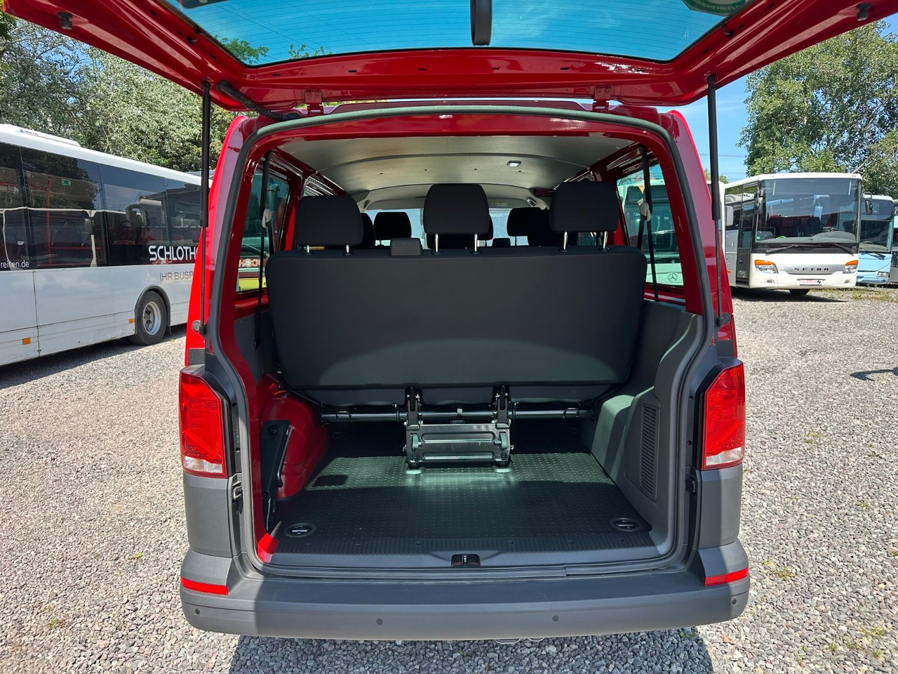 Volkswagen T6 Kombi (PDC Hi*ACC*StandHz*9 Sitzer*AC) - ميكروباص: صور 4 Volkswagen T6 Kombi (PDC Hi*ACC*StandHz*9 Sitzer*AC) - ميكروباص: صور 4