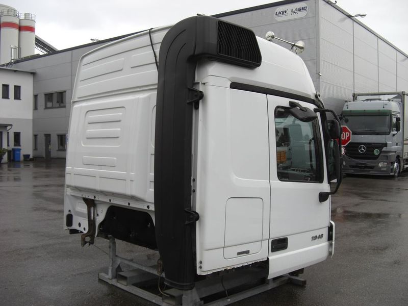 Mercedes-Benz Actros MP2 Megaspace / komplett - الكبائن: صور 2 Mercedes-Benz Actros MP2 Megaspace / komplett - الكبائن: صور 2